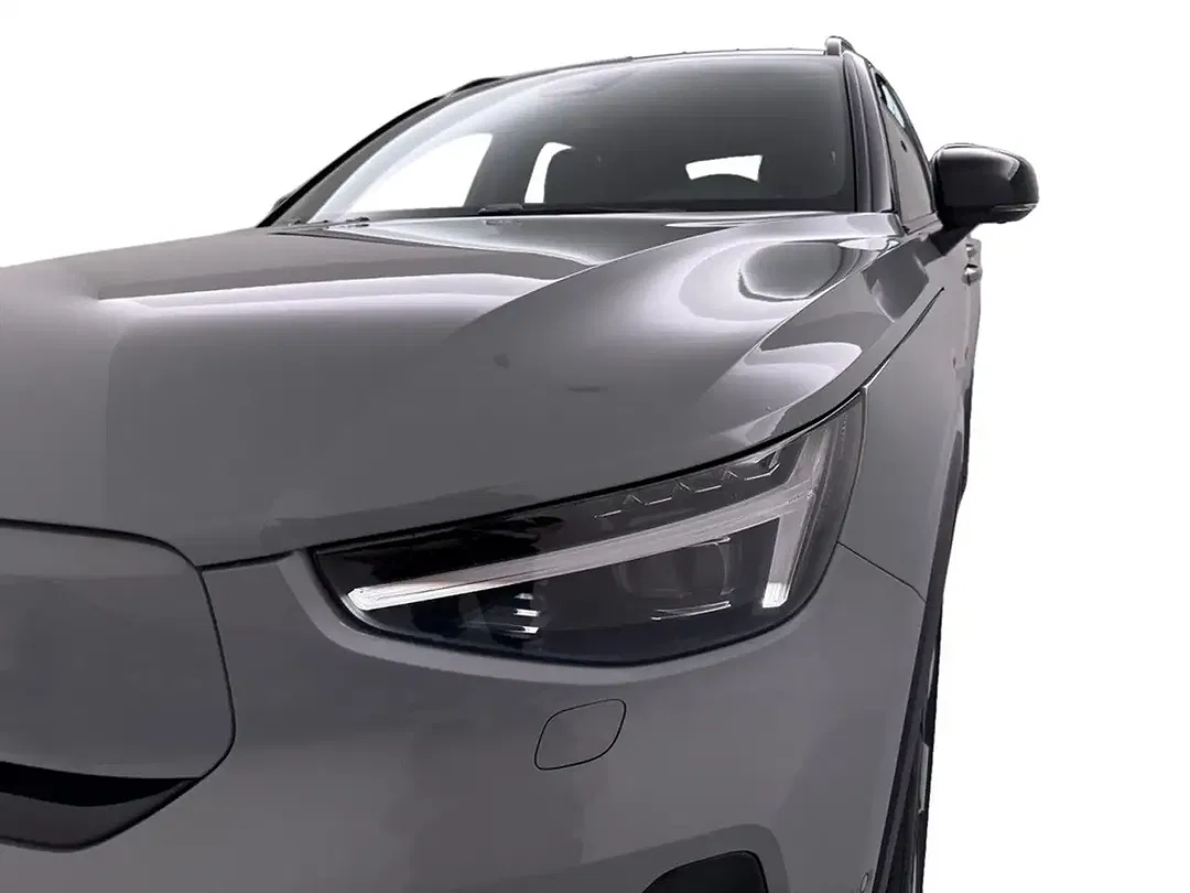 Volvo EX40 Single Motor Extended Range Ultra Black Edition - Thumbnail 10
