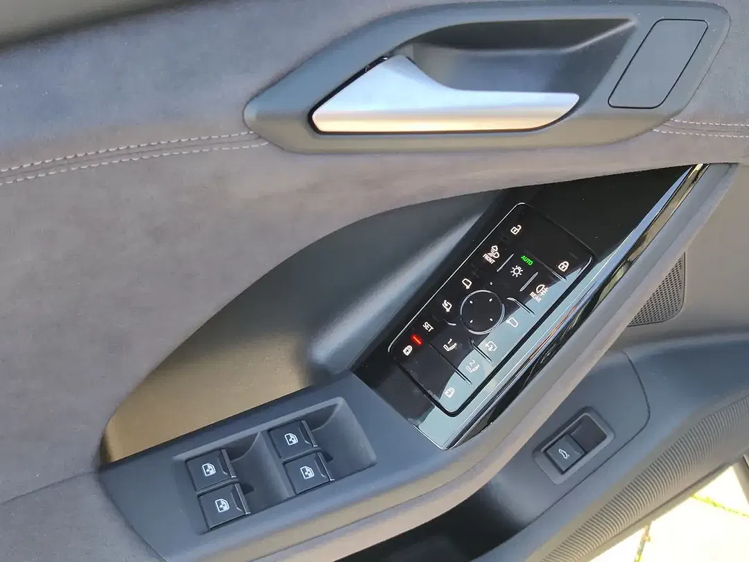 Audi SQ6 e-tron quattro - Thumbnail 13