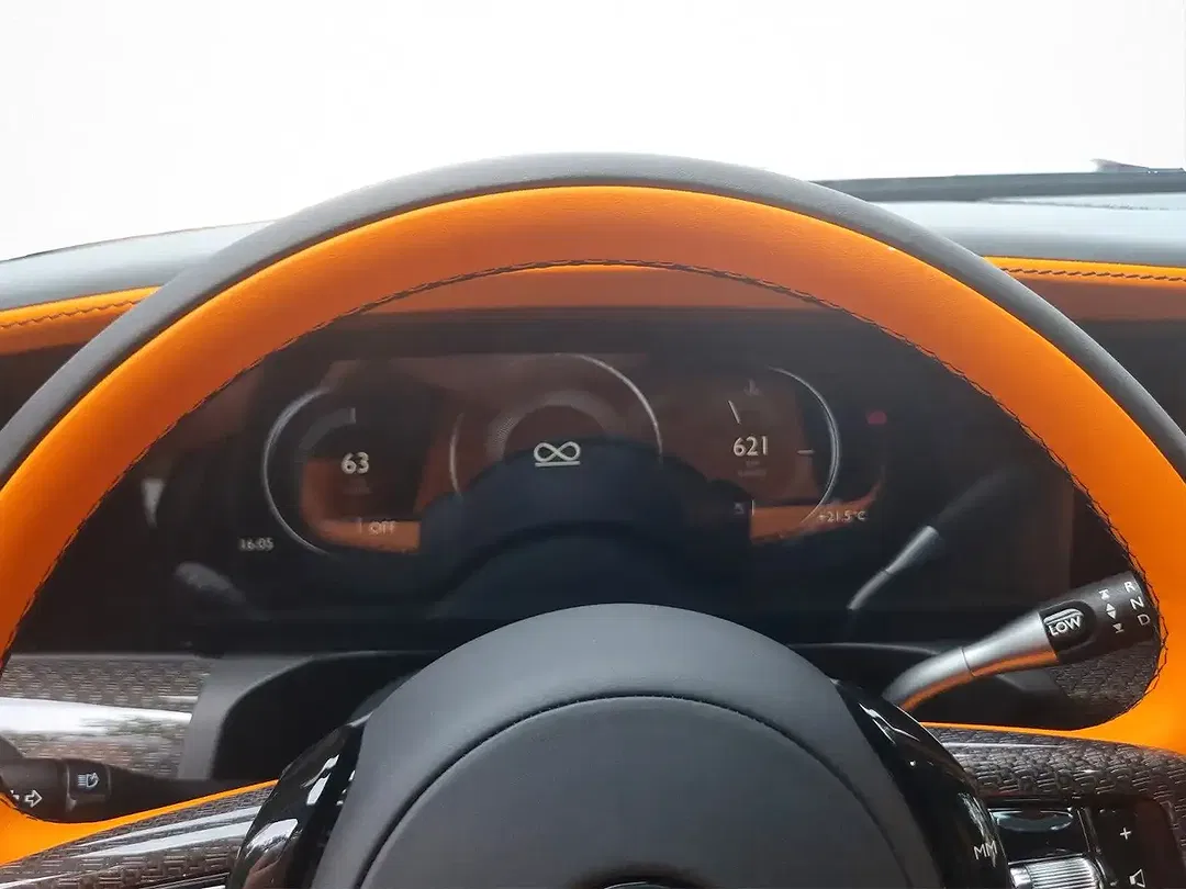 Rolls-Royce Ghost Black Badge - Thumbnail 14