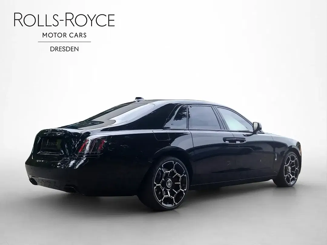 Rolls-Royce Ghost Black Badge - Thumbnail 4