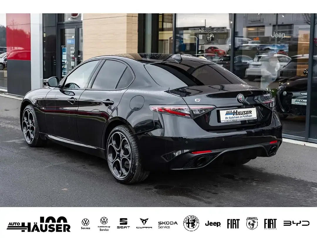 Alfa Romeo Giulia 2.0 Turbo Q4 Veloce Premium - Thumbnail 3
