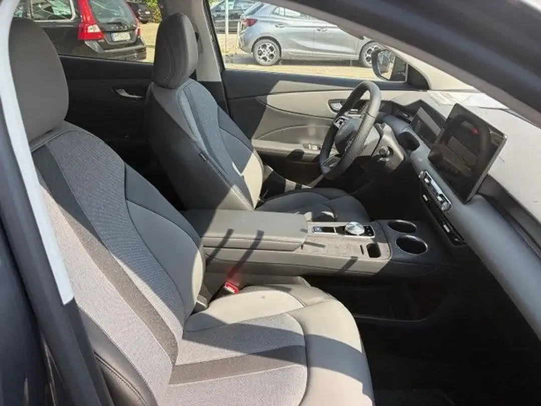 MG MGS5 EV Luxury - Thumbnail 6