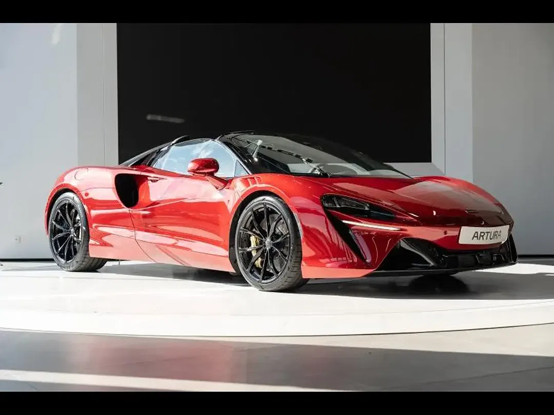 McLaren Artura Spider - foto 1