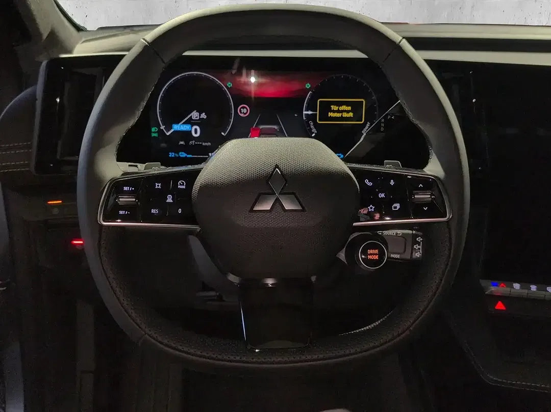 Mitsubishi Eclipse Cross Luxury - Thumbnail 11
