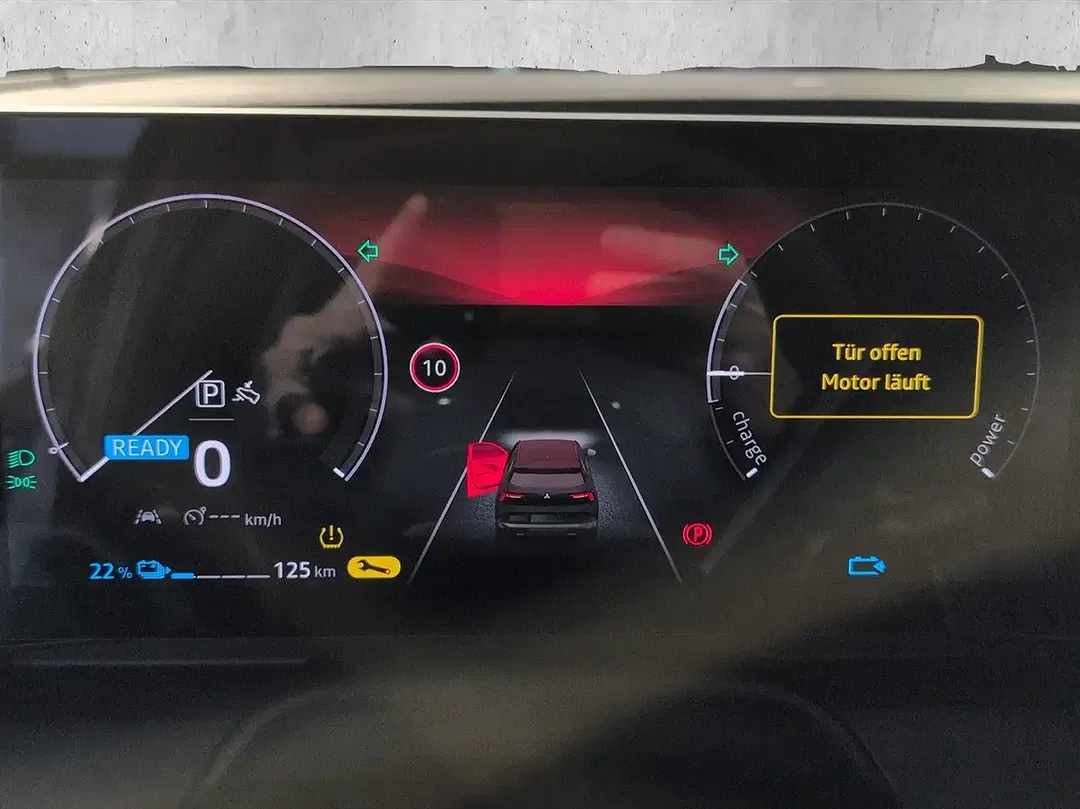 Mitsubishi Eclipse Cross Luxury - Thumbnail 12