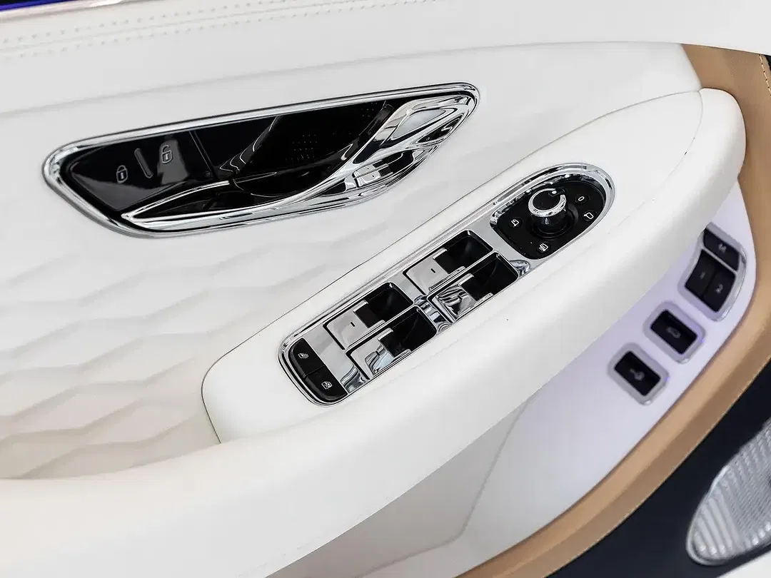 Bentley Continental Mulliner - Thumbnail 21