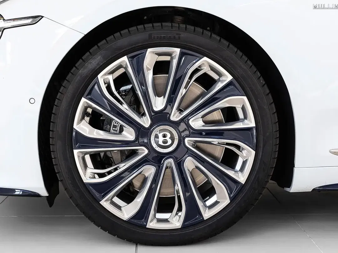 Bentley Continental Mulliner - Thumbnail 27