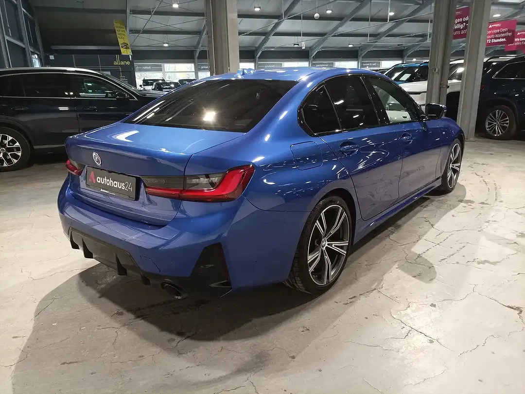 BMW 320 M Sport - Thumbnail 5