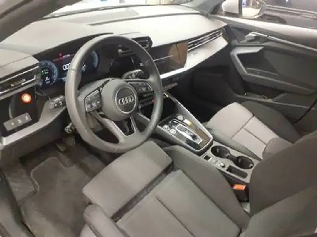 Audi A3 40 TFSI e Sportback S line - Thumbnail 4
