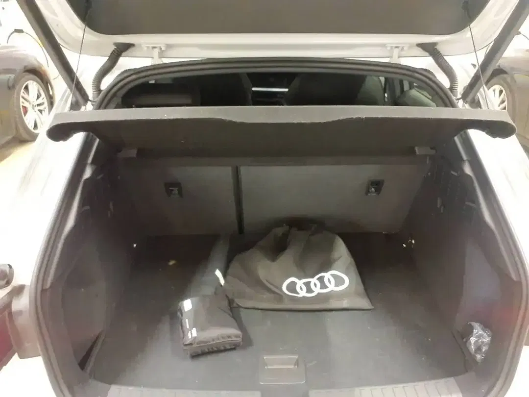 Audi A3 40 TFSI e Sportback S line - Thumbnail 6