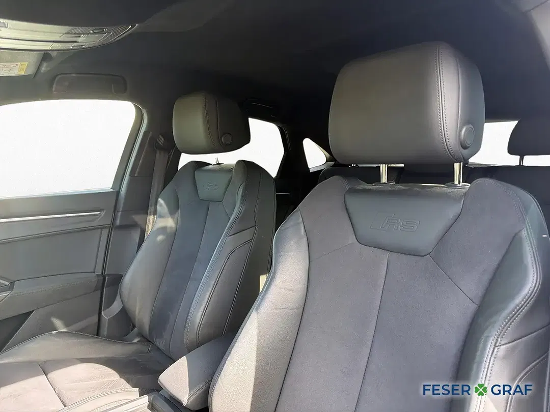 Audi RS Q3 TFSI quattro Matrix LED Sportback - Thumbnail 10