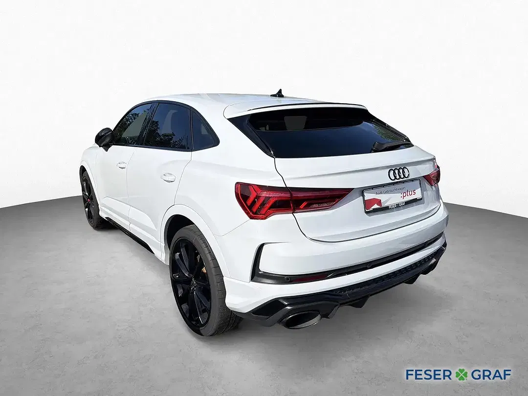 Audi RS Q3 TFSI quattro Matrix LED Sportback - Thumbnail 4