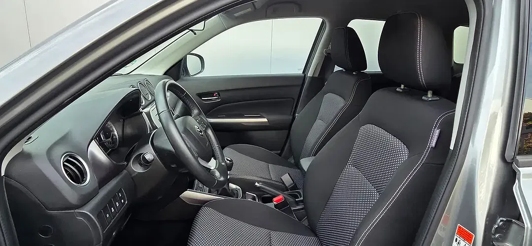Suzuki Vitara MHEV 1.4 Turbo GL+ - foto 10