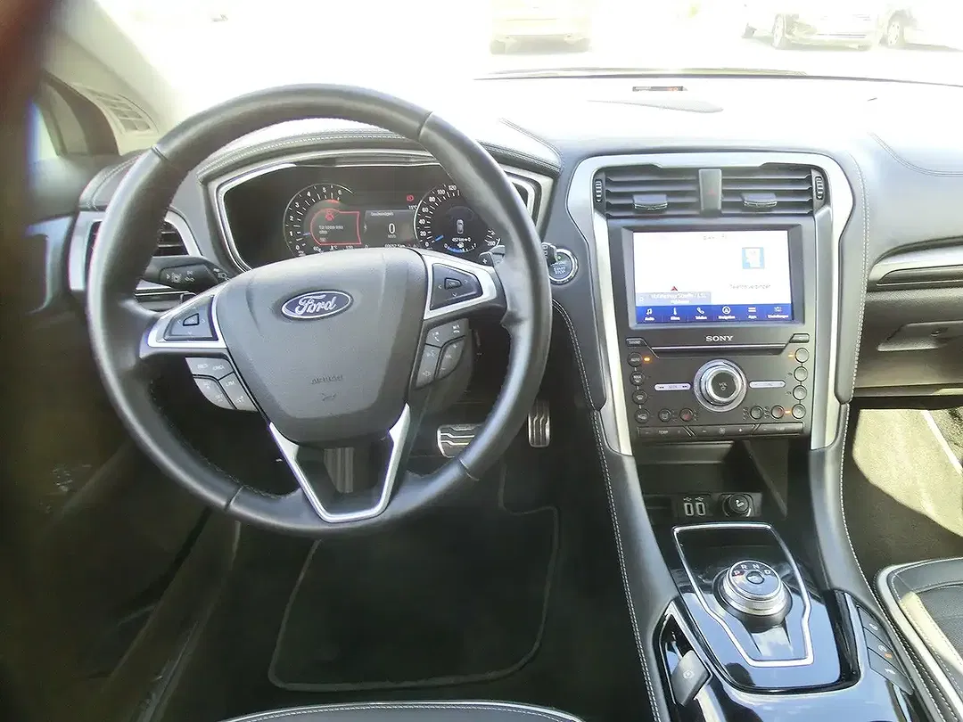Ford Mondeo 2.0 Vignale - Thumbnail 10