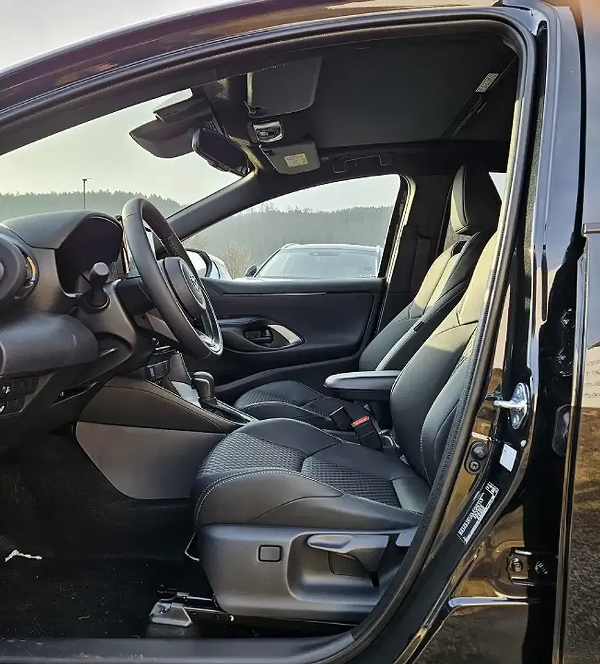Mazda 2 1.5 VVT-i Hybrid Homura Plus - Thumbnail 8
