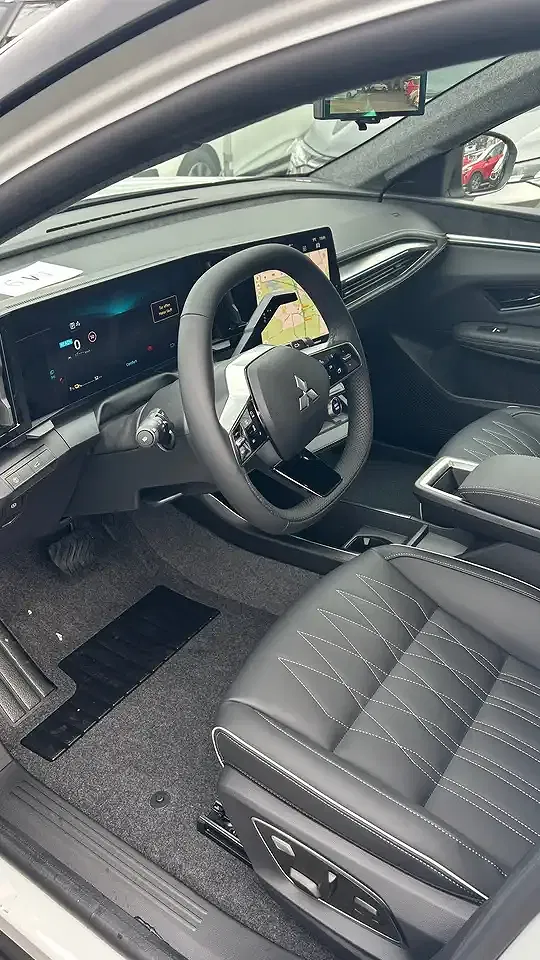 Mitsubishi Eclipse Cross Diamant Top - Thumbnail 8