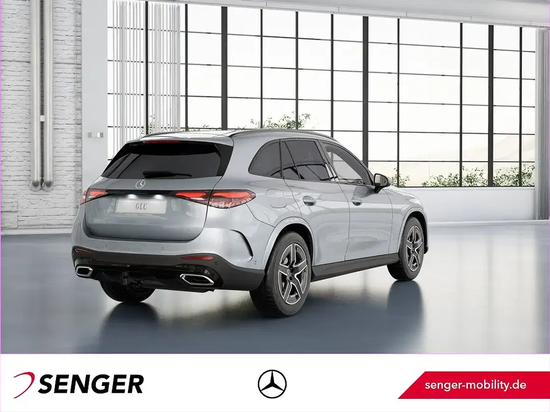 Mercedes-Benz GLC 200 4MATIC AMG Line Night - Thumbnail 3