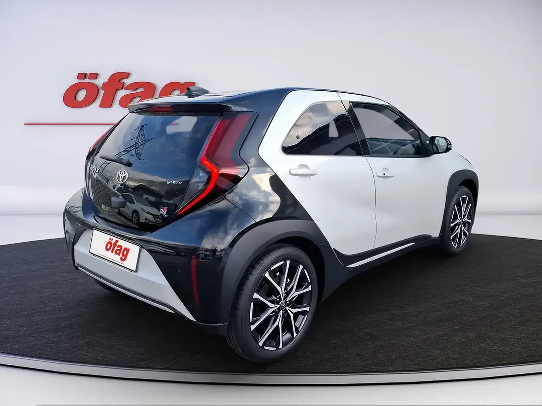Toyota Aygo X 1.5 Hybrid GR Sport - Thumbnail 5