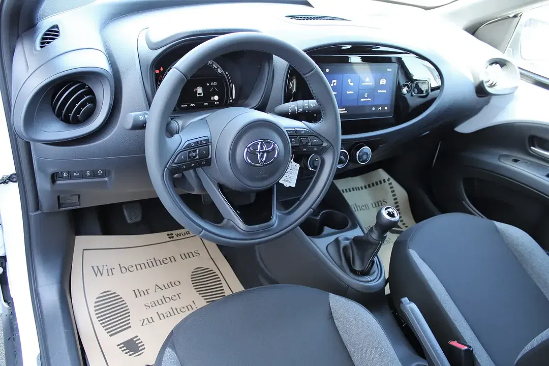 Toyota Aygo - Thumbnail 11