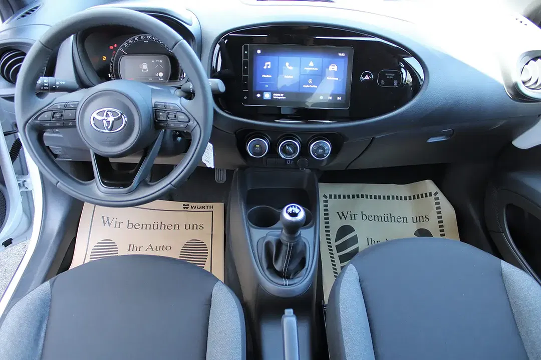 Toyota Aygo - Thumbnail 12