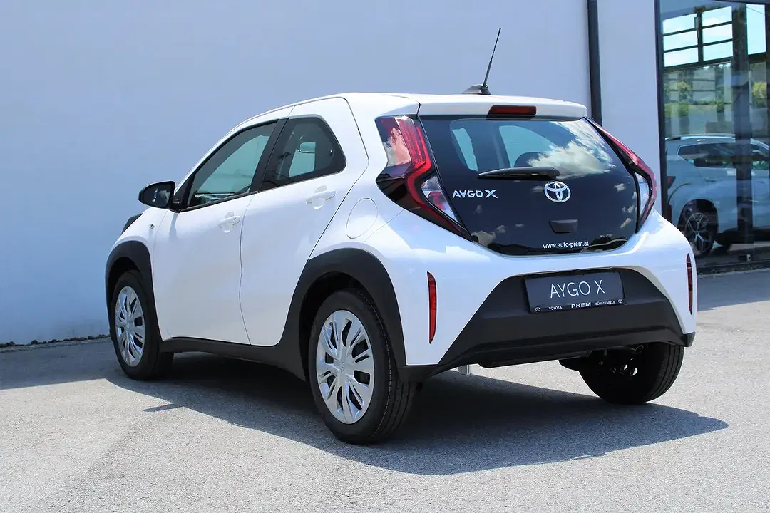 Toyota Aygo - Thumbnail 4
