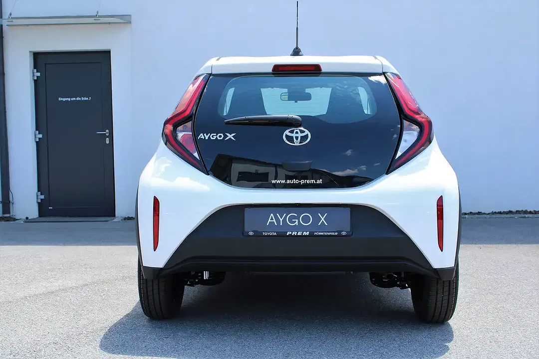 Toyota Aygo - Thumbnail 5
