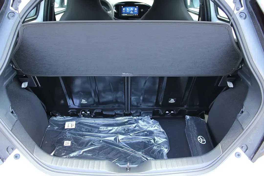 Toyota Aygo - Thumbnail 6