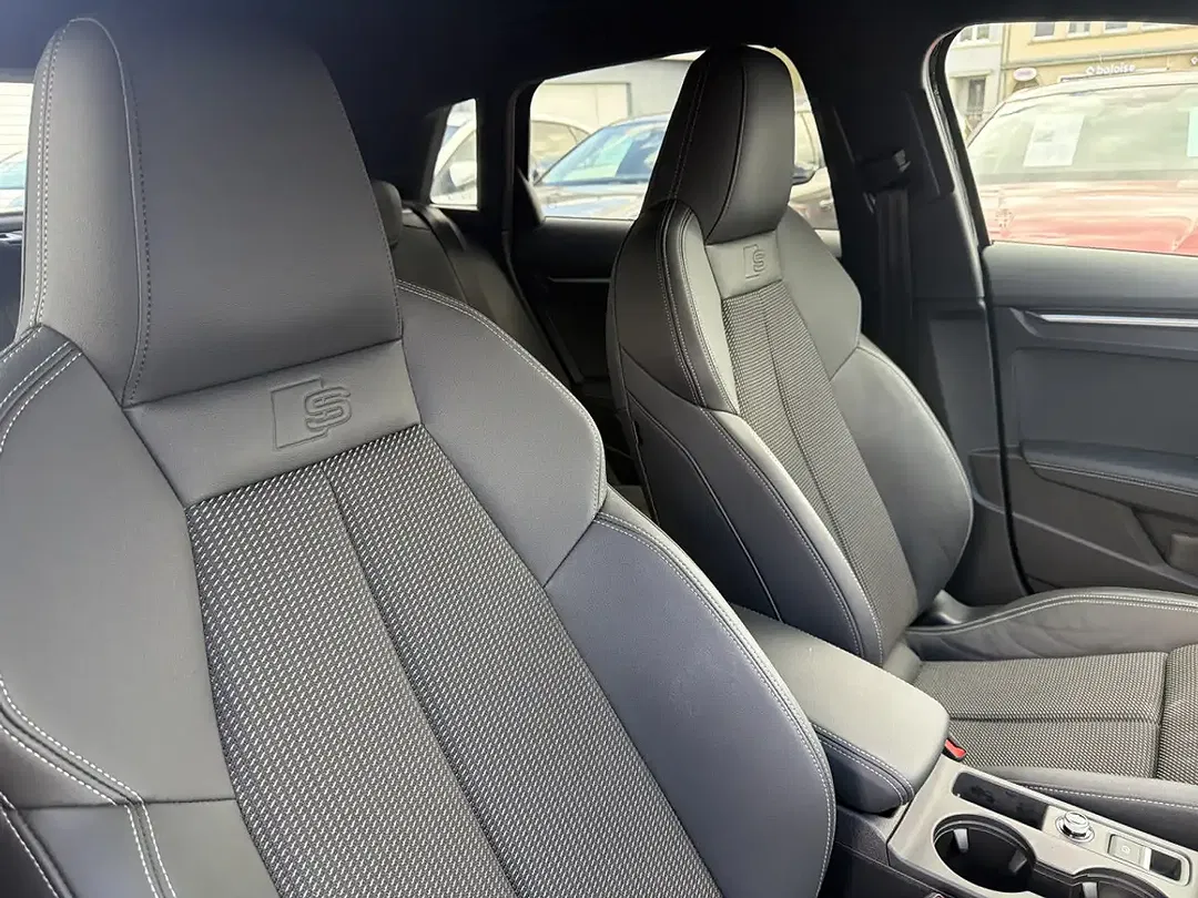 Audi A3 35 TFSI Sportback S line - Thumbnail 12
