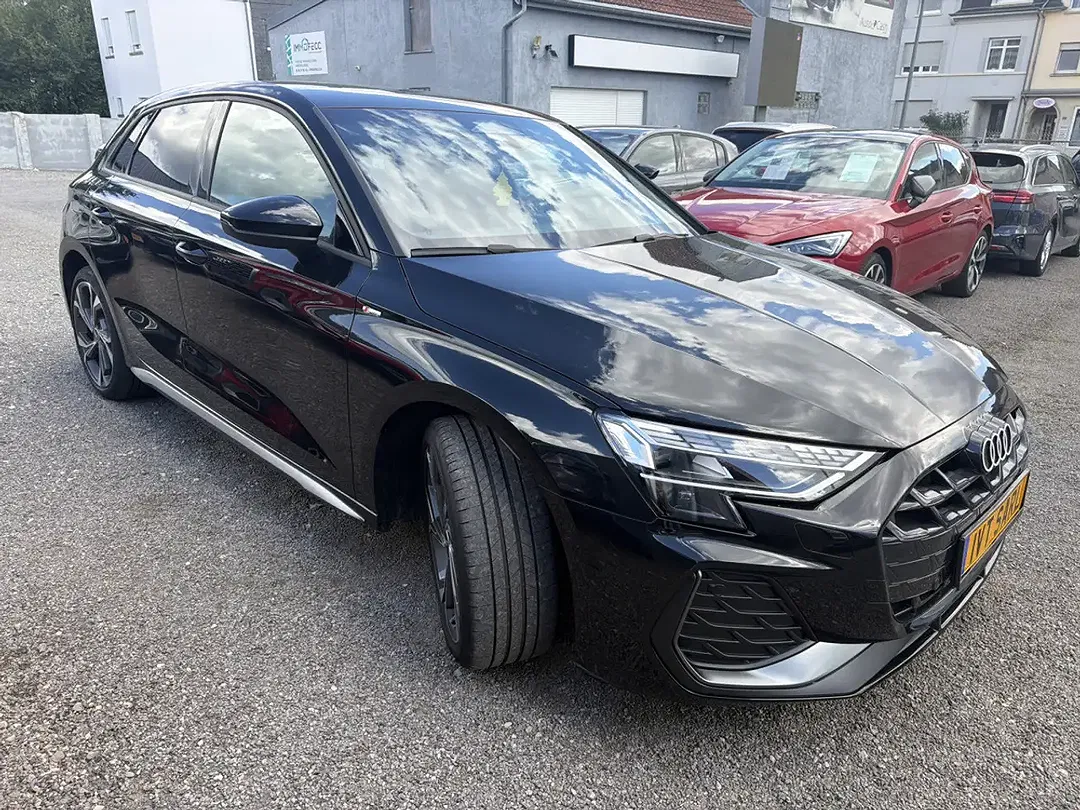 Audi A3 35 TFSI Sportback S line - Thumbnail 3