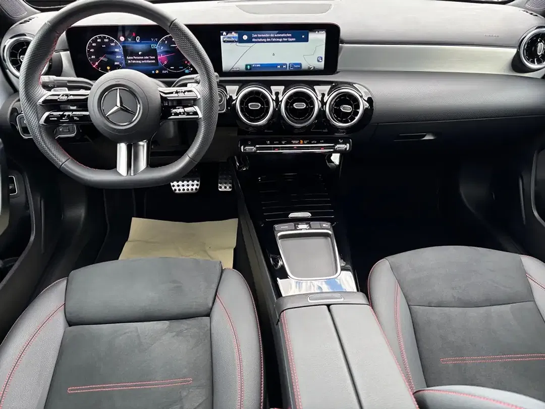 Mercedes-Benz A 180 AMG - Thumbnail 12