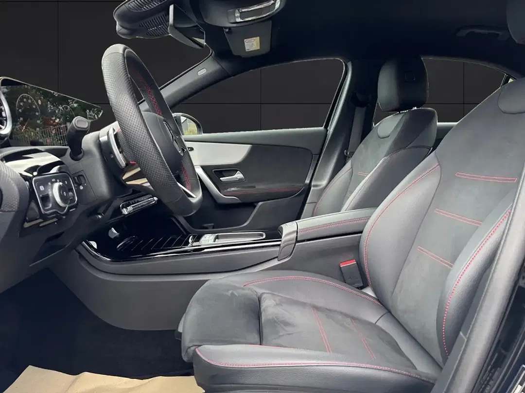 Mercedes-Benz A 180 AMG - Thumbnail 8