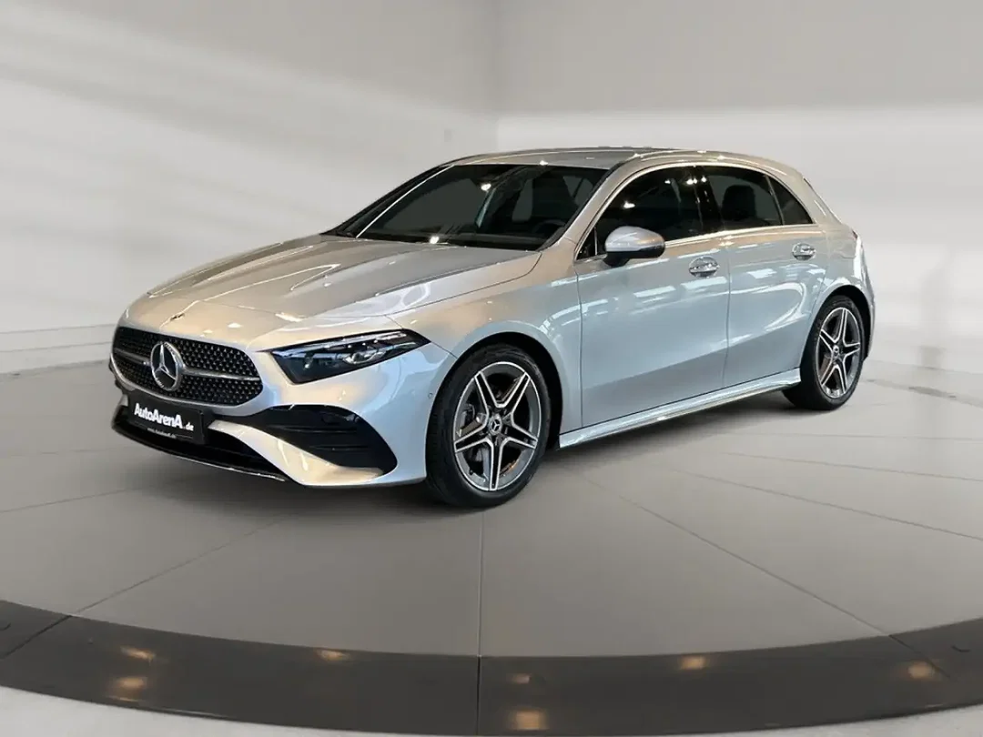Mercedes-Benz A 200 AUT AMG MBUX - Afbeelding 1