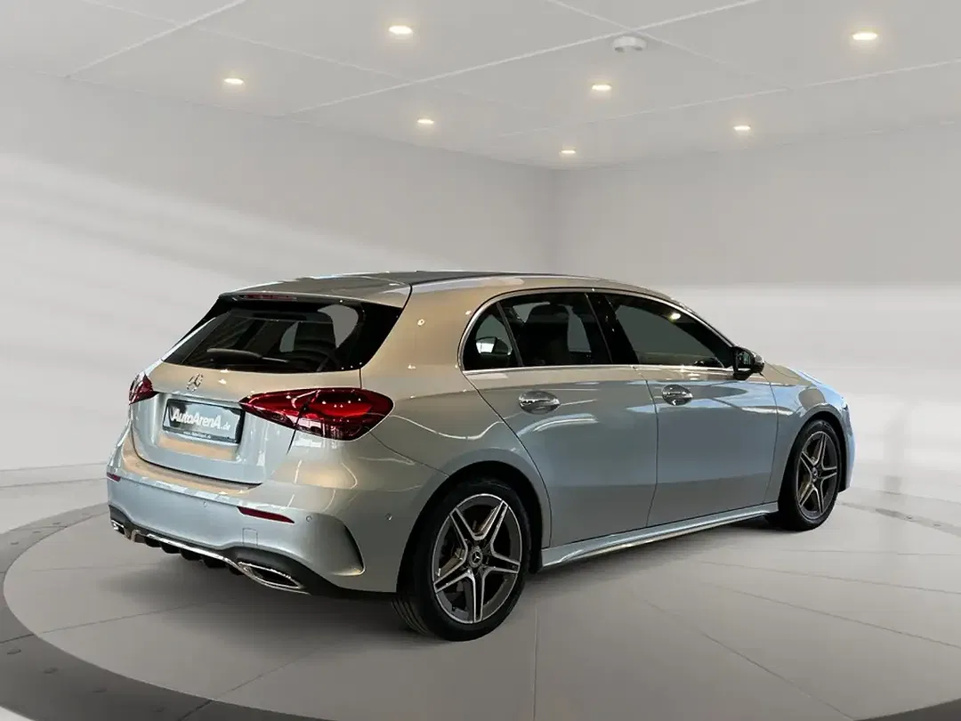Mercedes-Benz A 200 AUT AMG MBUX - foto 2