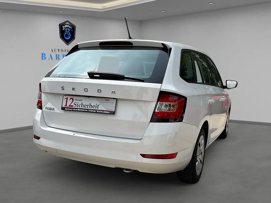 Skoda Fabia Active - Thumbnail 4