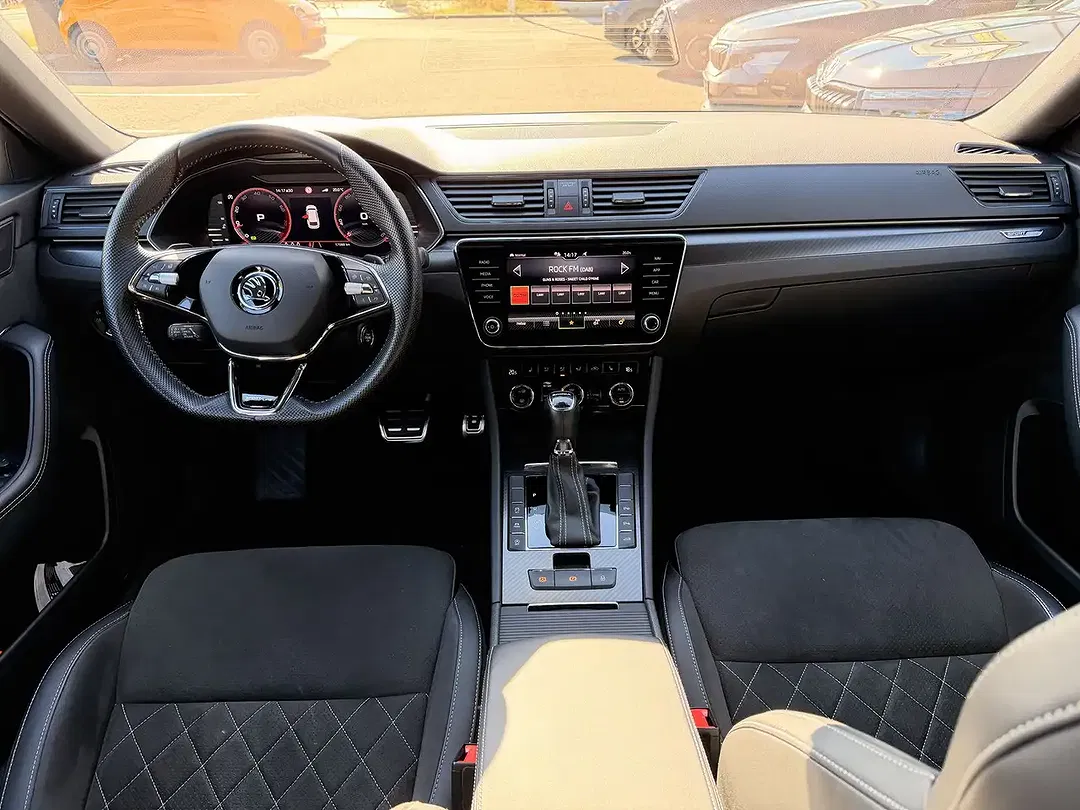 Skoda Superb 2.0 TSI Combi Sportline - Thumbnail 12