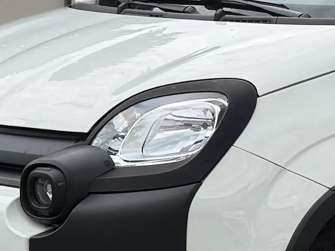 Fiat Panda Hybrid Cross - Thumbnail 5