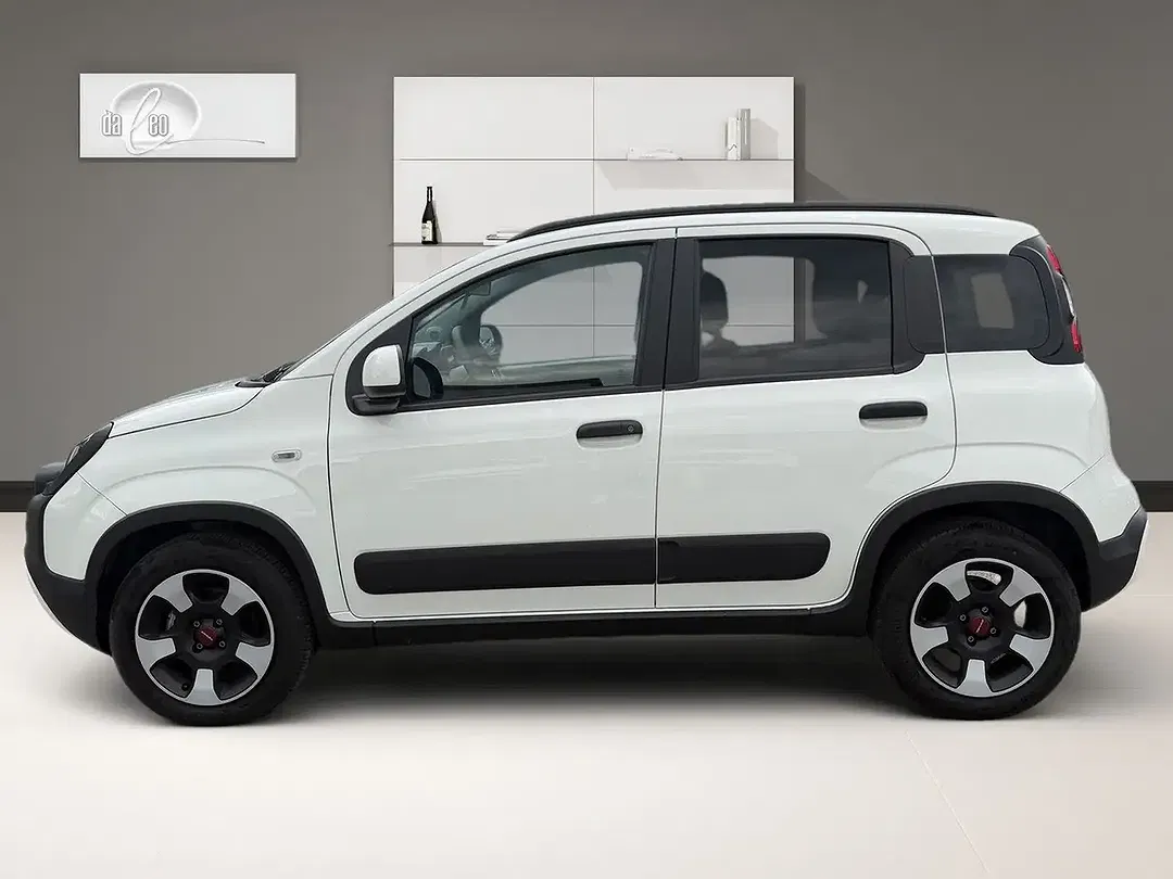Fiat Panda Hybrid Cross - Thumbnail 6