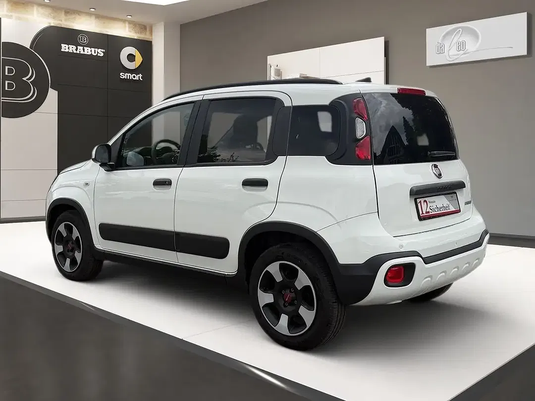 Fiat Panda Hybrid Cross - Thumbnail 7