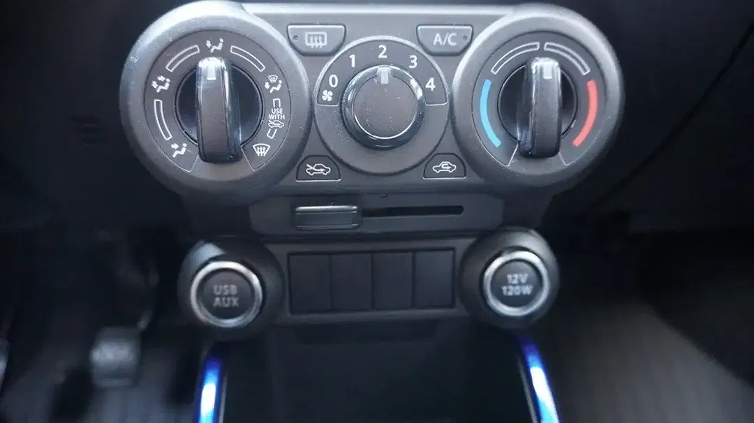 Suzuki Ignis Hybrid 1.2 Dualjet Comfort - Thumbnail 6
