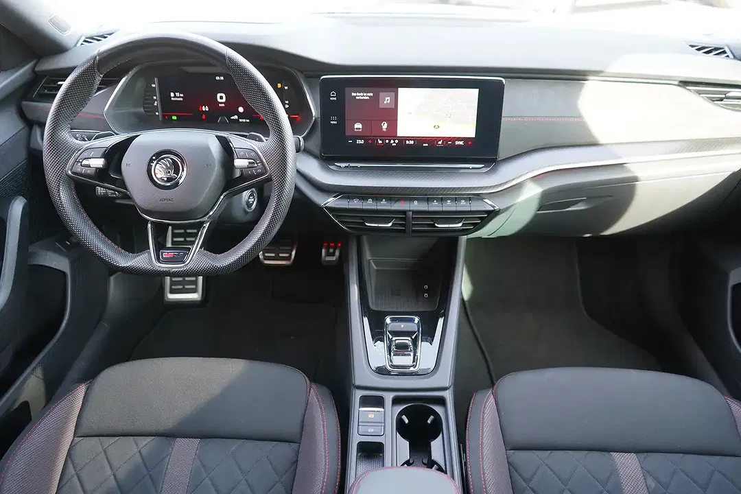 Skoda Octavia 2.0 TDI DSG vRS Combi - Thumbnail 11
