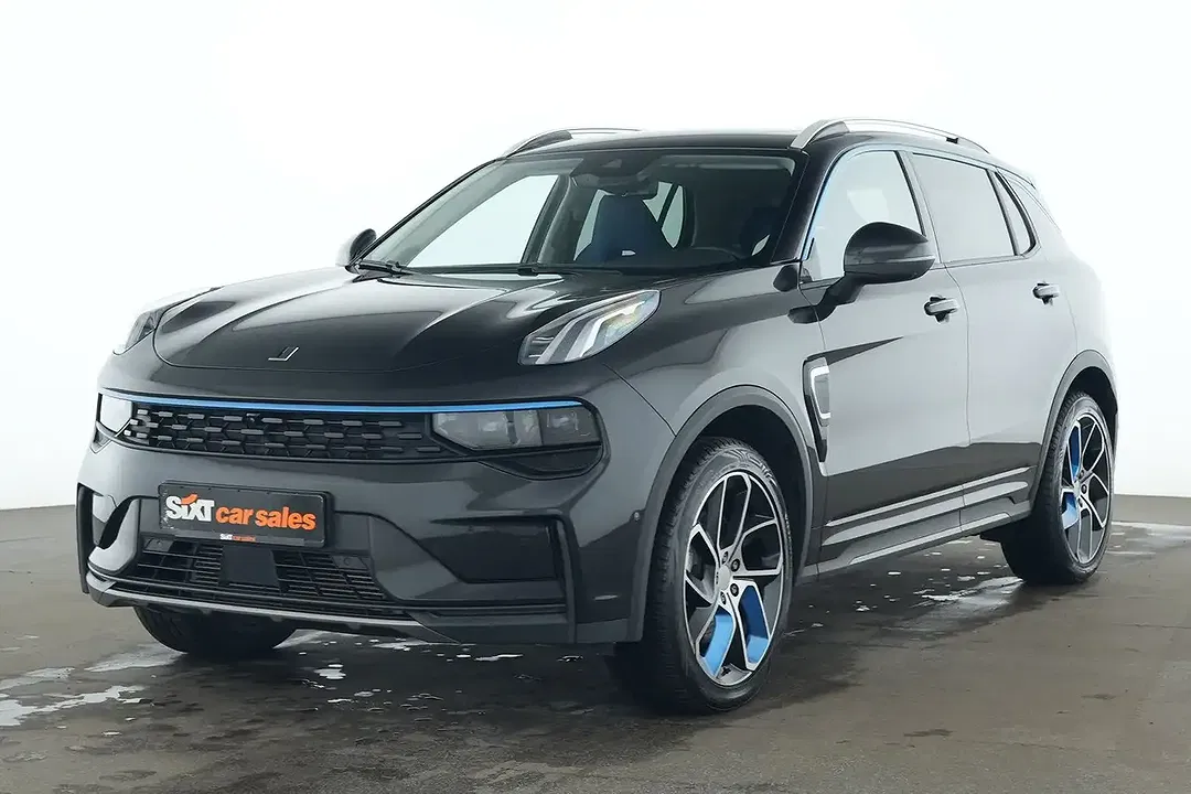 Lynk & Co 01 - Thumbnail 3