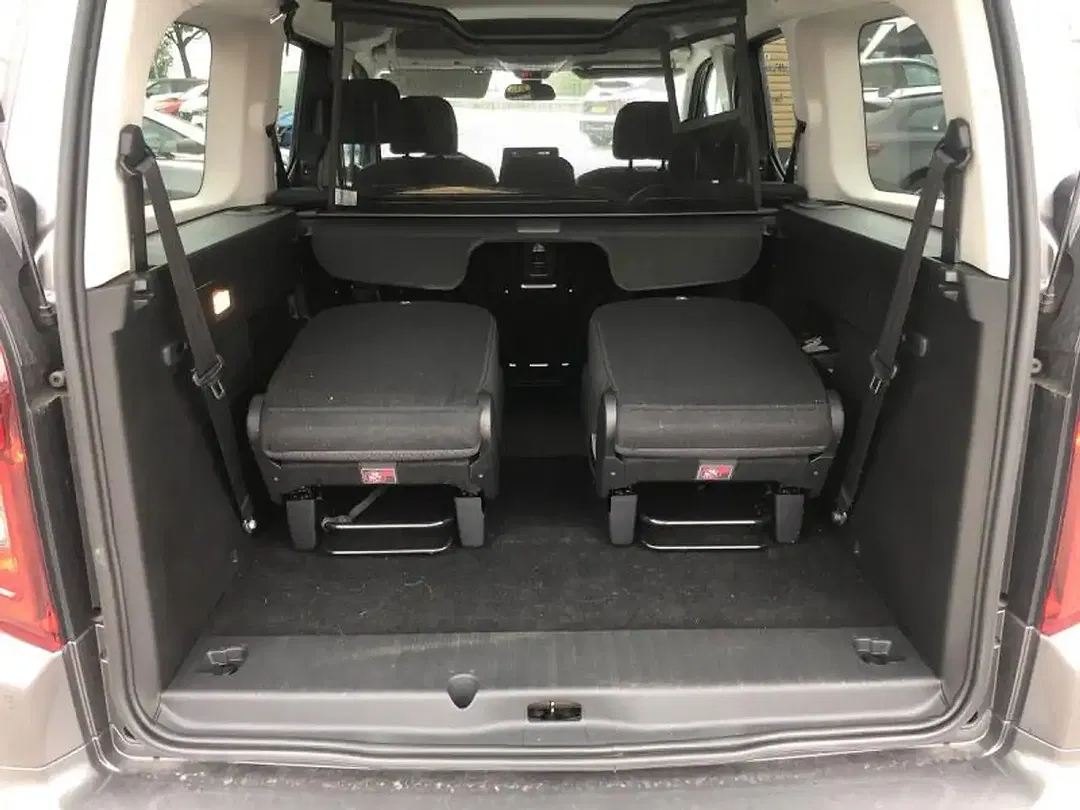 Toyota Verso - Thumbnail 14