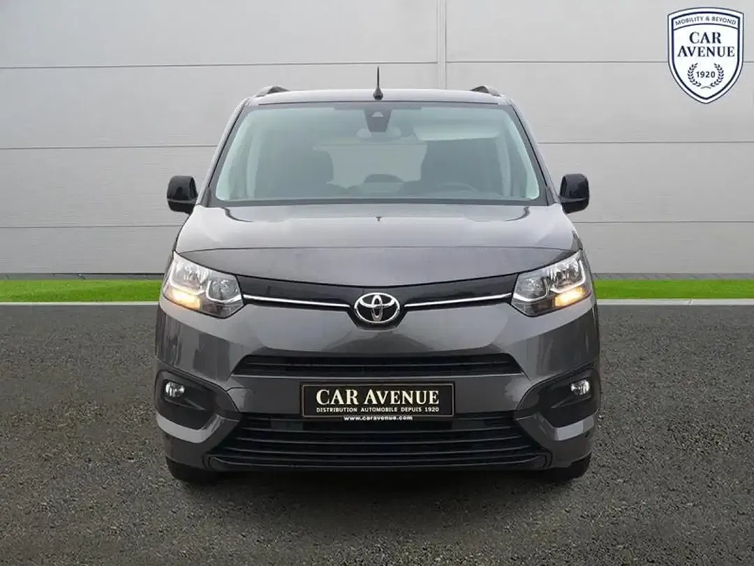 Toyota Verso - Thumbnail 3