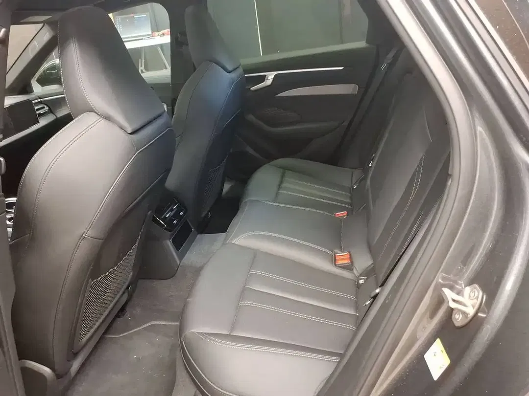Audi A6 TFSI Matrix LED Avant S line - Thumbnail 6