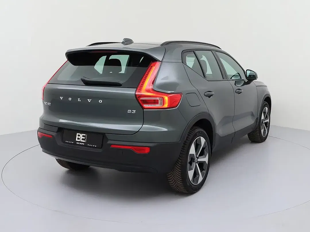 Volvo XC40 B3 Plus Dark - Thumbnail 5