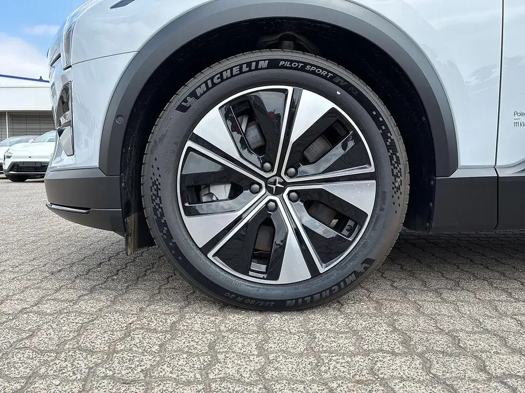 Polestar 3 Long Range - Thumbnail 9