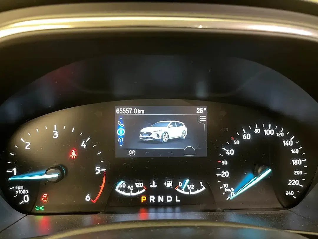 Ford Focus 1.5 EcoBlue Active - Thumbnail 10