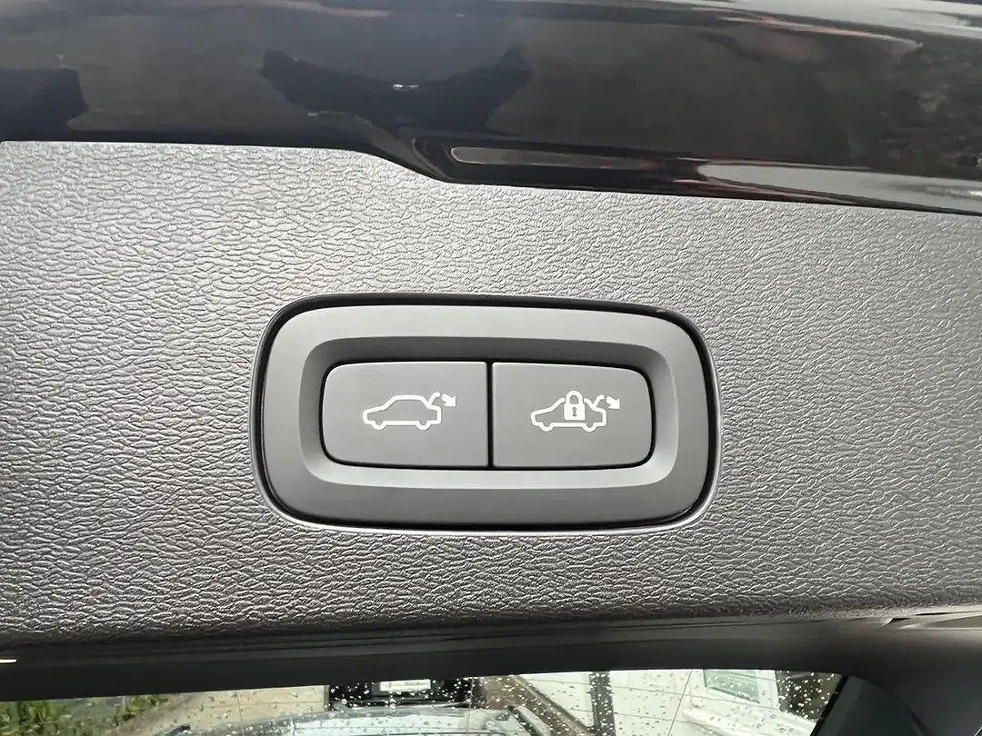 Volvo V60 T6 AWD Recharge Plus Dark - Thumbnail 14