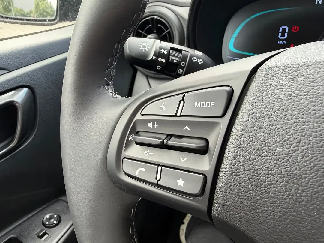 Hyundai i10 1.2 Trend - Thumbnail 13