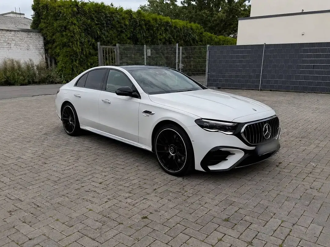 Mercedes-Benz E 53 AMG Hybrid 4MATIC Premium Plus - Thumbnail 3